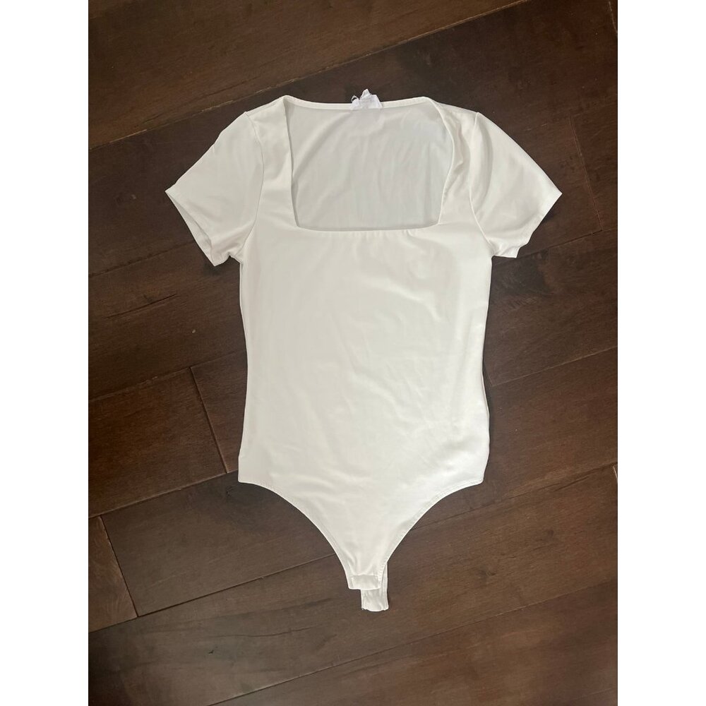 White Live In The Moment Square Neck Bodysuit Medium
